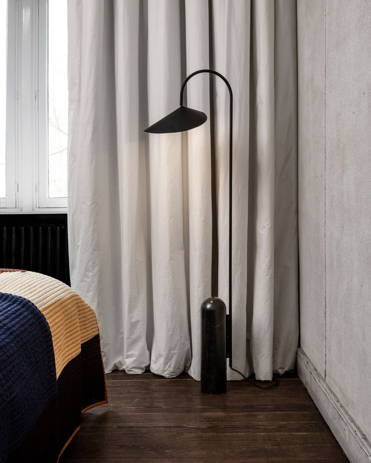 Minimalistische Stehleuchte Luculi