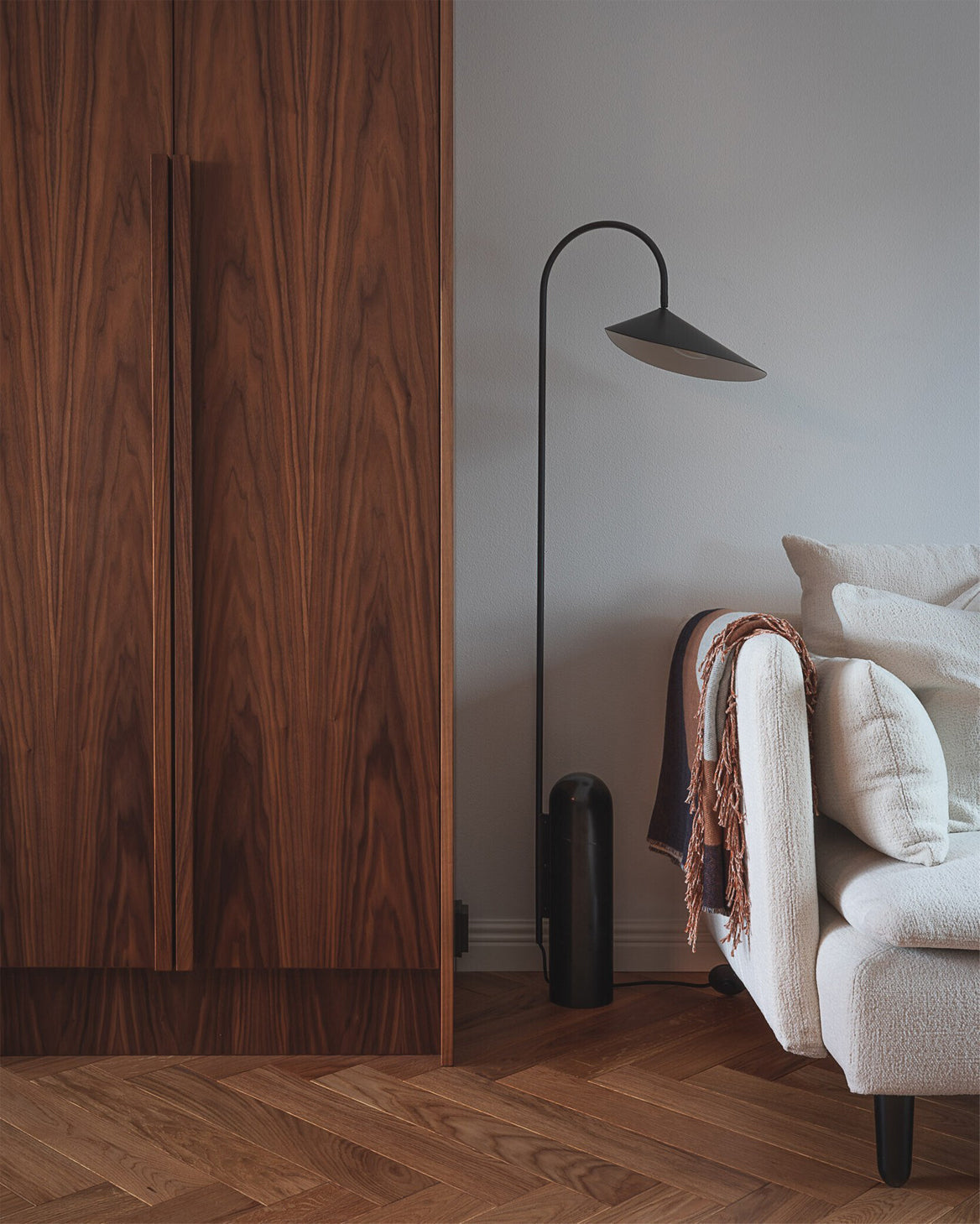 Minimalistische Stehleuchte Luculi