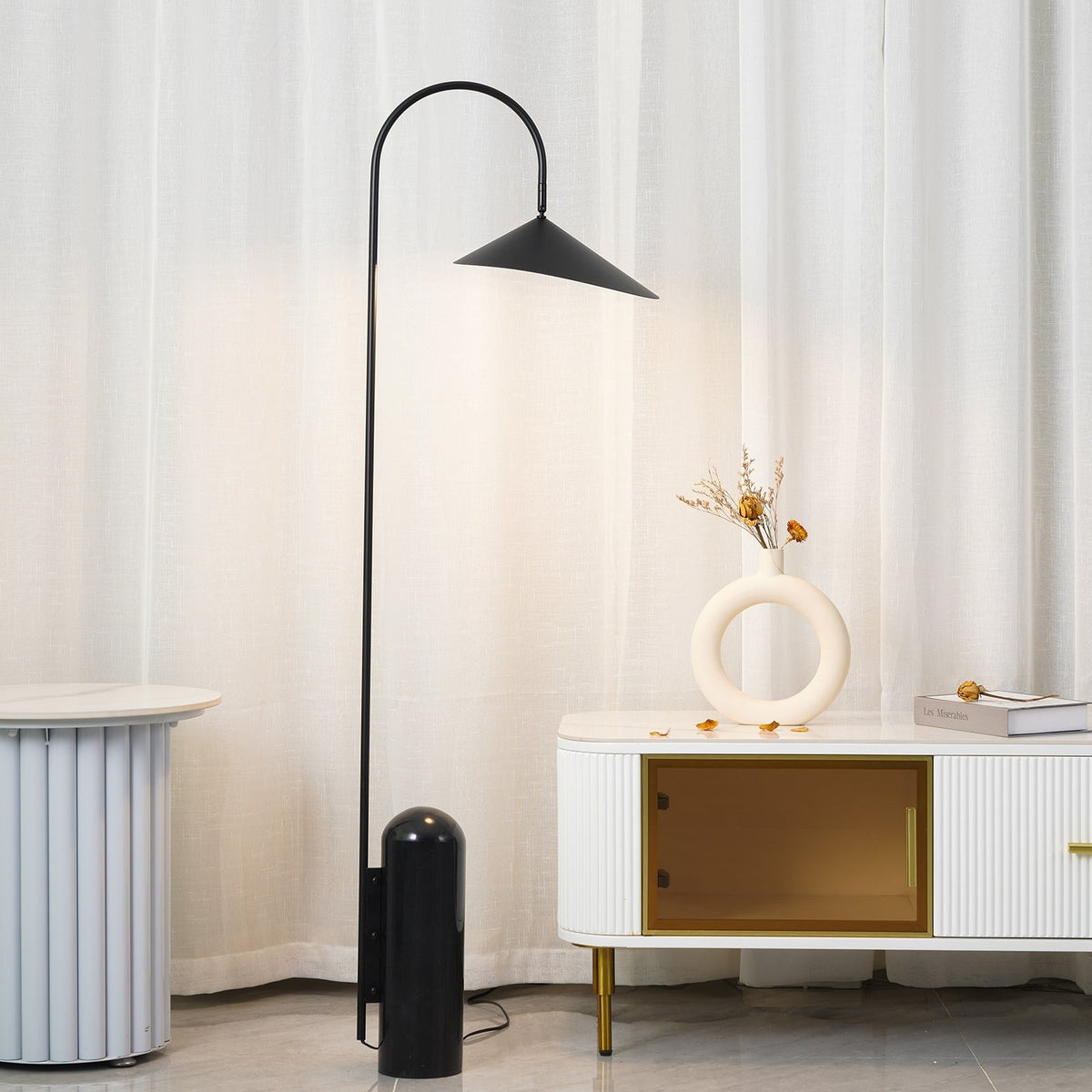 Minimalistische Stehleuchte Luculi