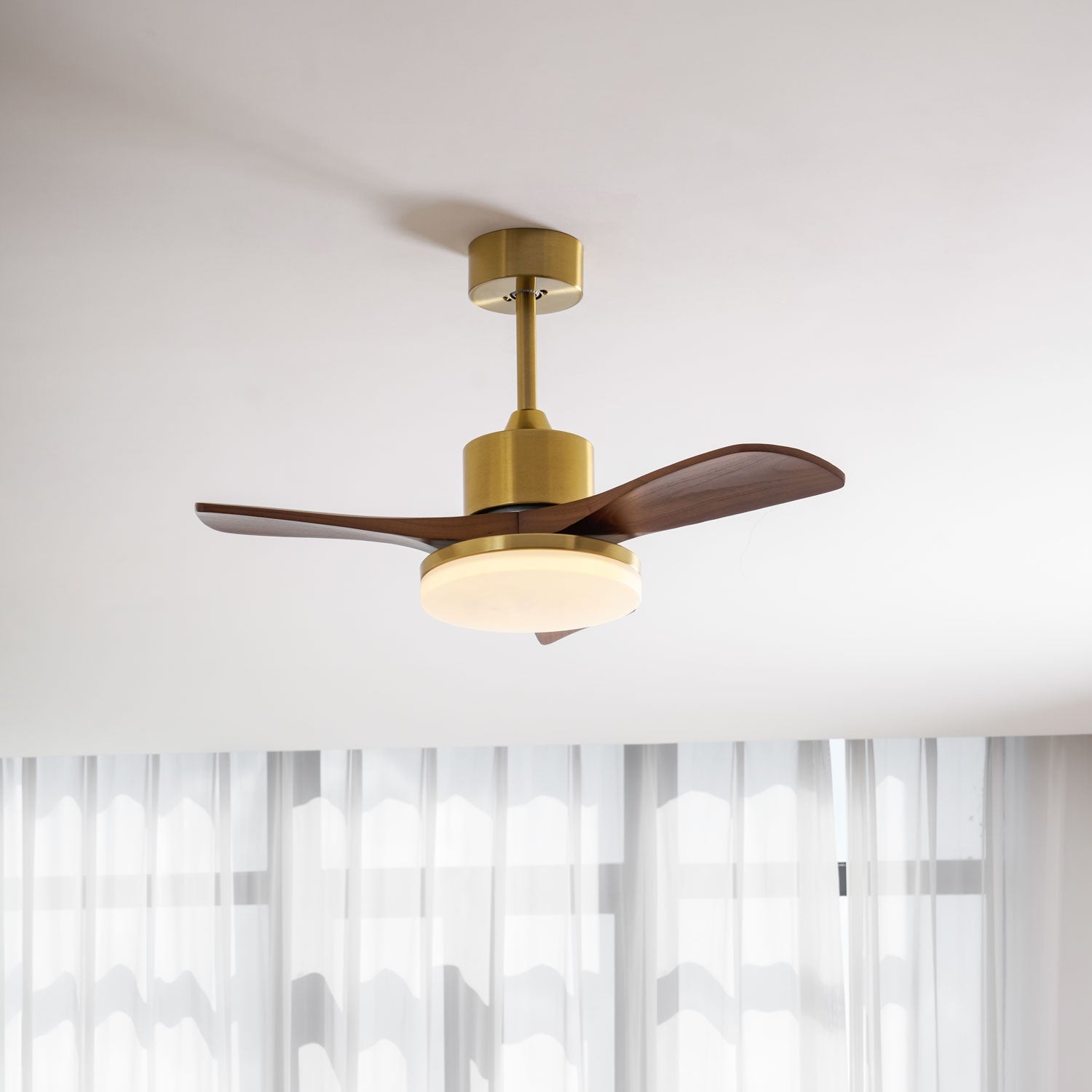 Deckenventilator mit Licht Lariena