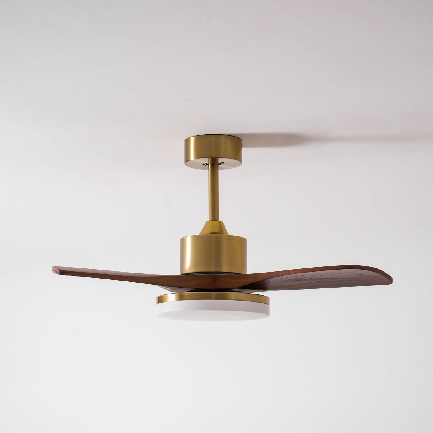 Deckenventilator mit Licht Lariena