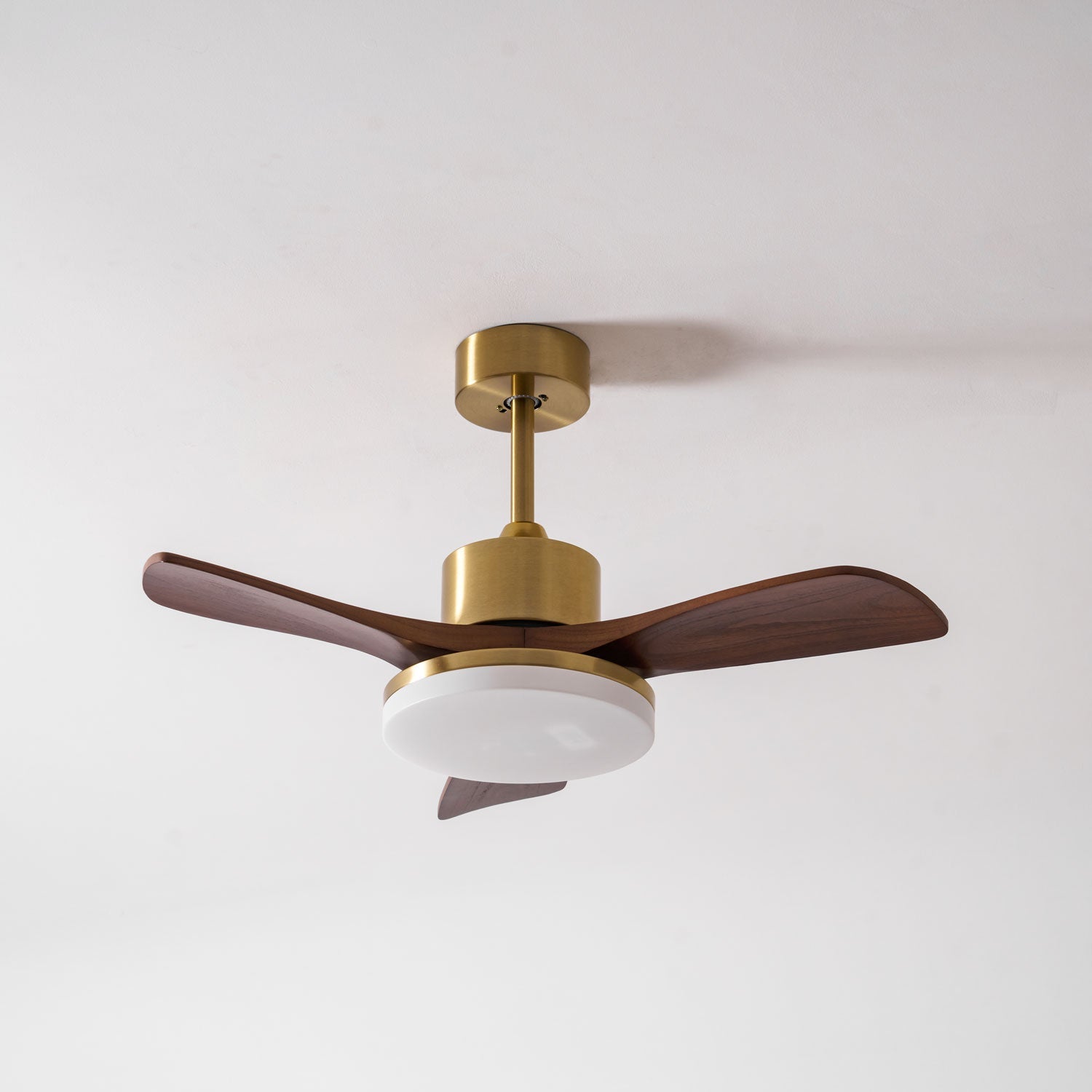 Deckenventilator mit Licht Lariena