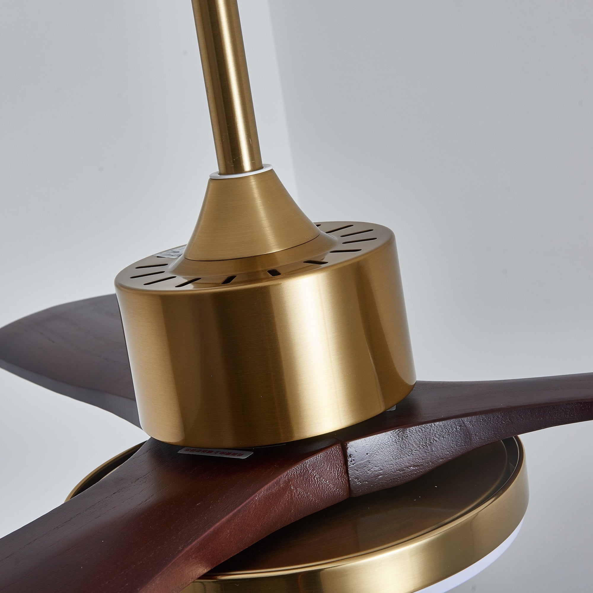 Deckenventilator mit Licht Lariena