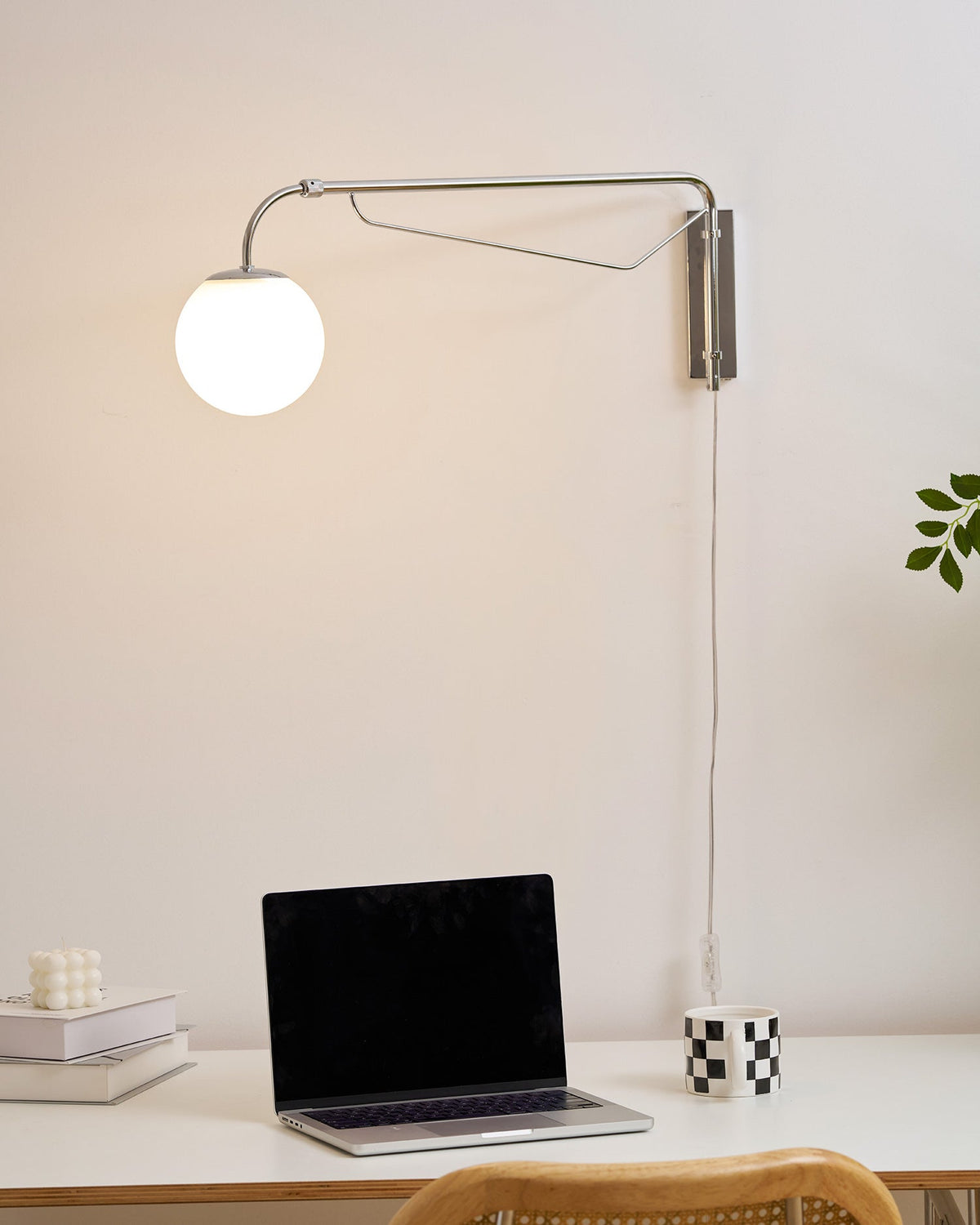 Moderne Wandleuchte Salnine