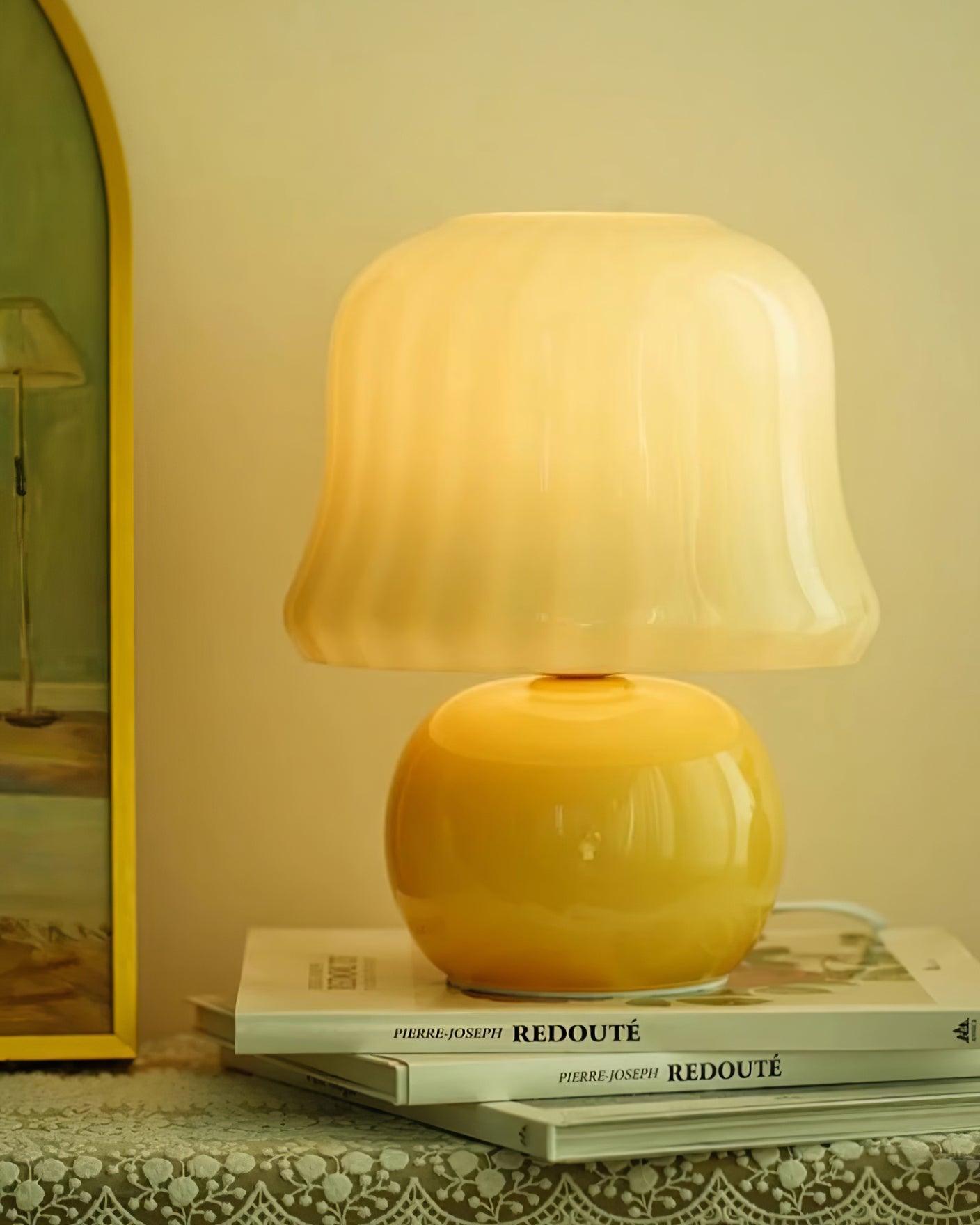 Pilzförmige Tischleuchte Delore