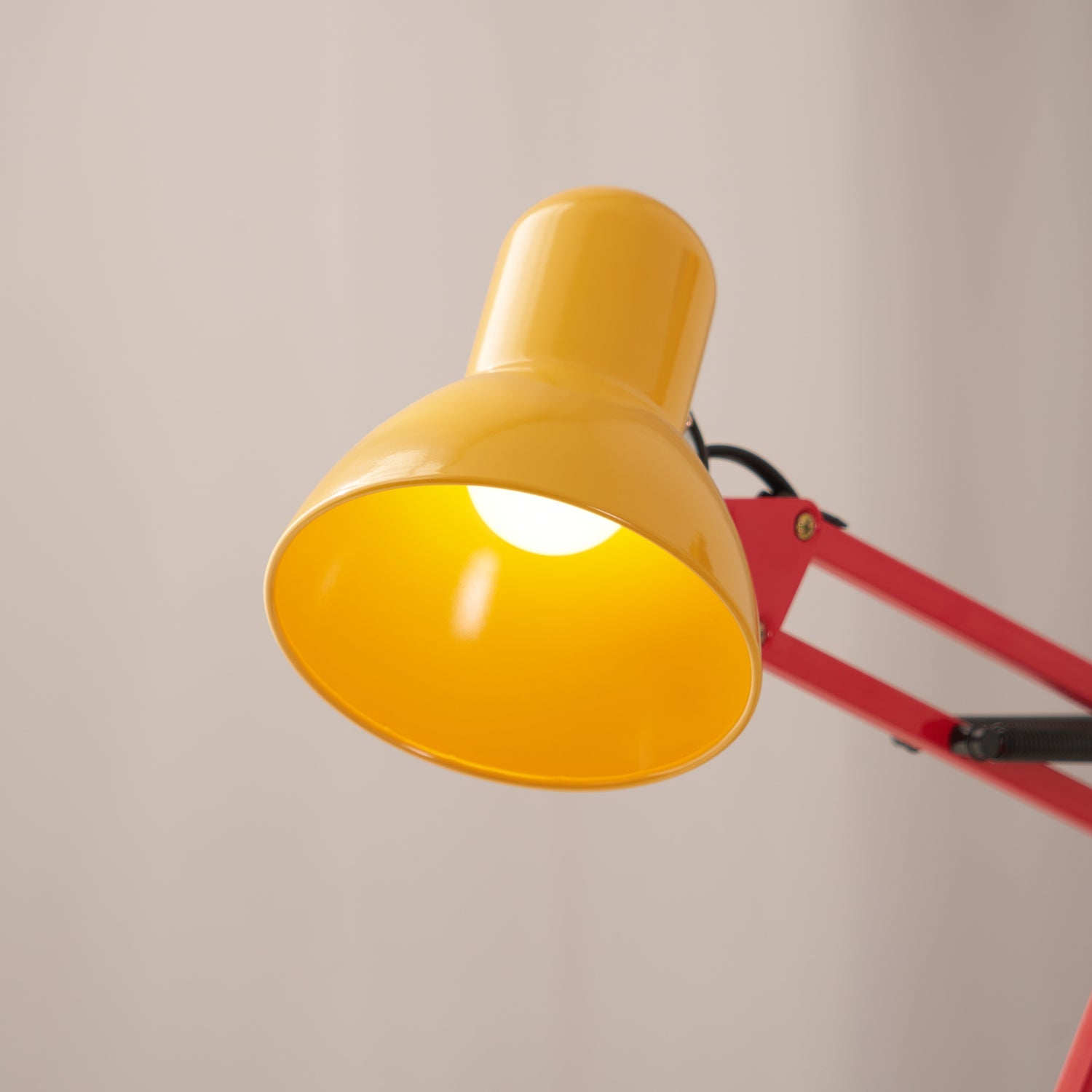 Tischleuchte Rolnoro