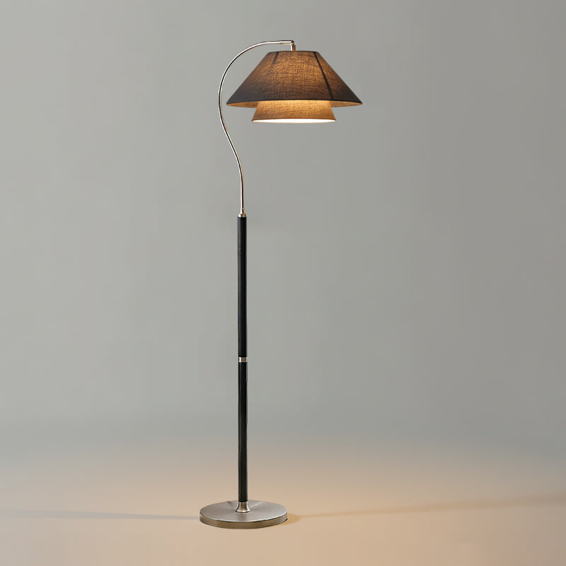 Moderne Stehleuchte Brias