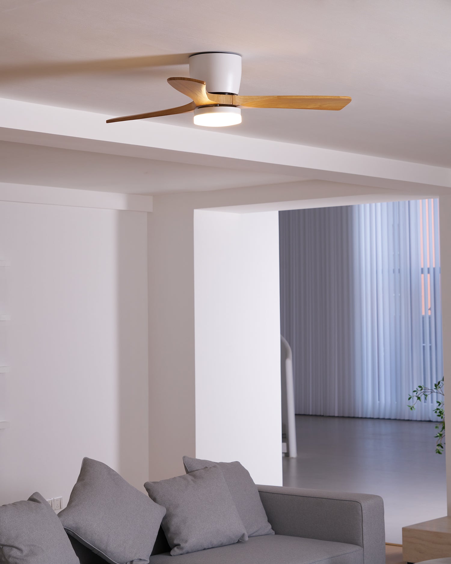 Moderner Deckenventilator Viovin