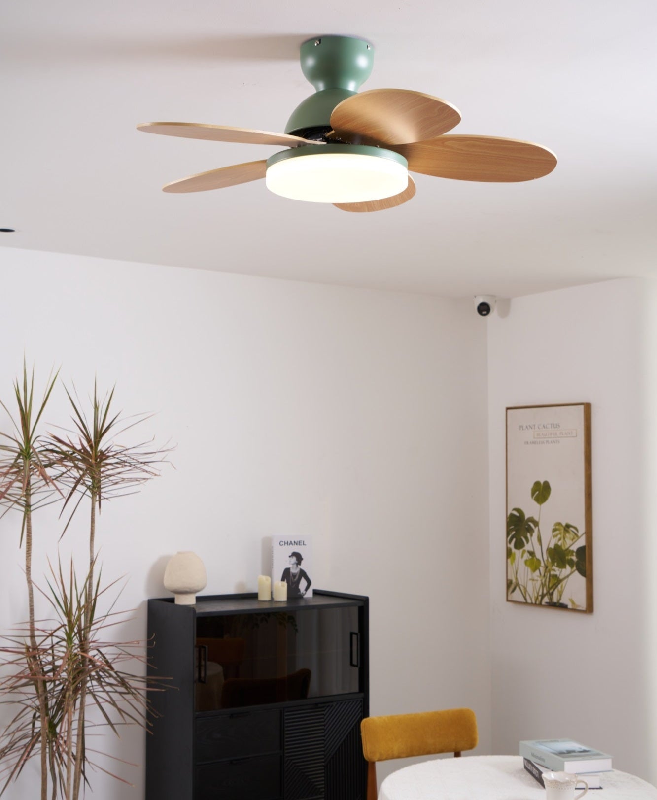 Moderne Deckenventilatorleuchte Lareo