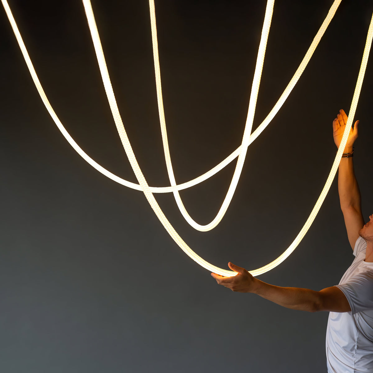 Flexible Pendelleuchte Carmita