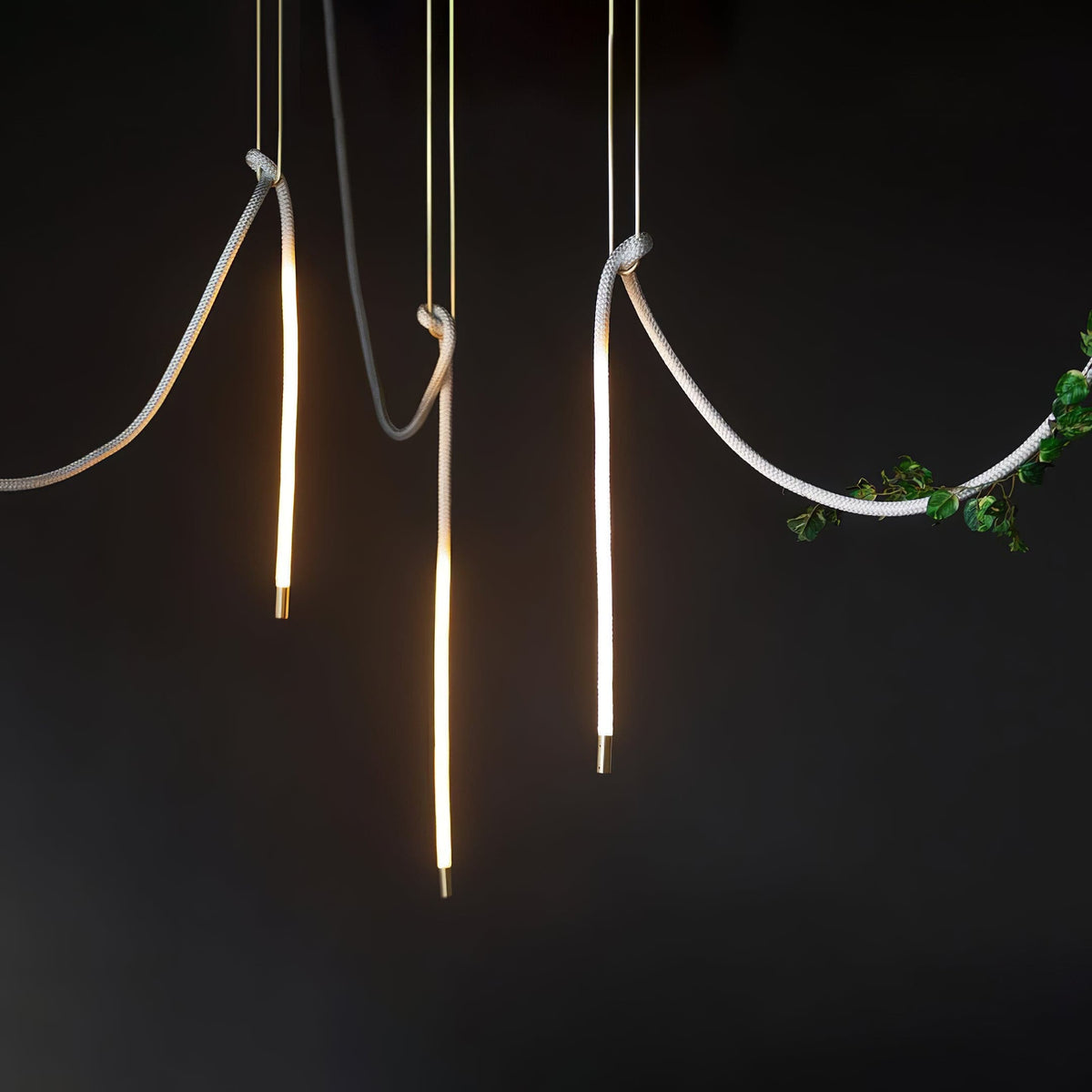 Flexible Pendelleuchte Carmita