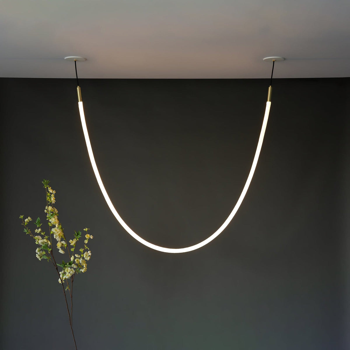 Flexible Pendelleuchte Carmita