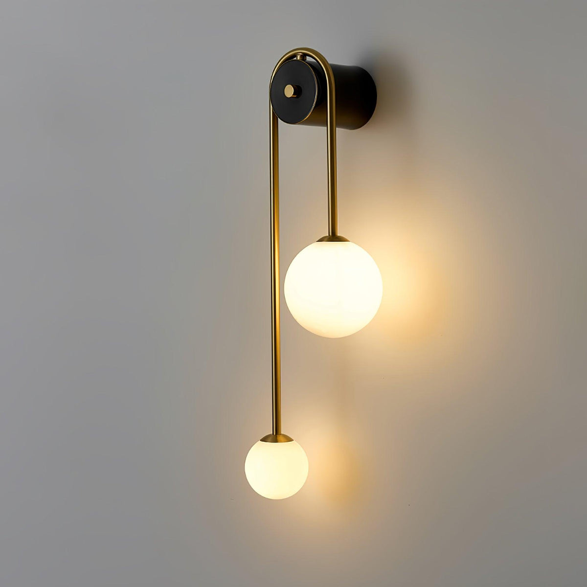 Gebogene Wandleuchte Renner