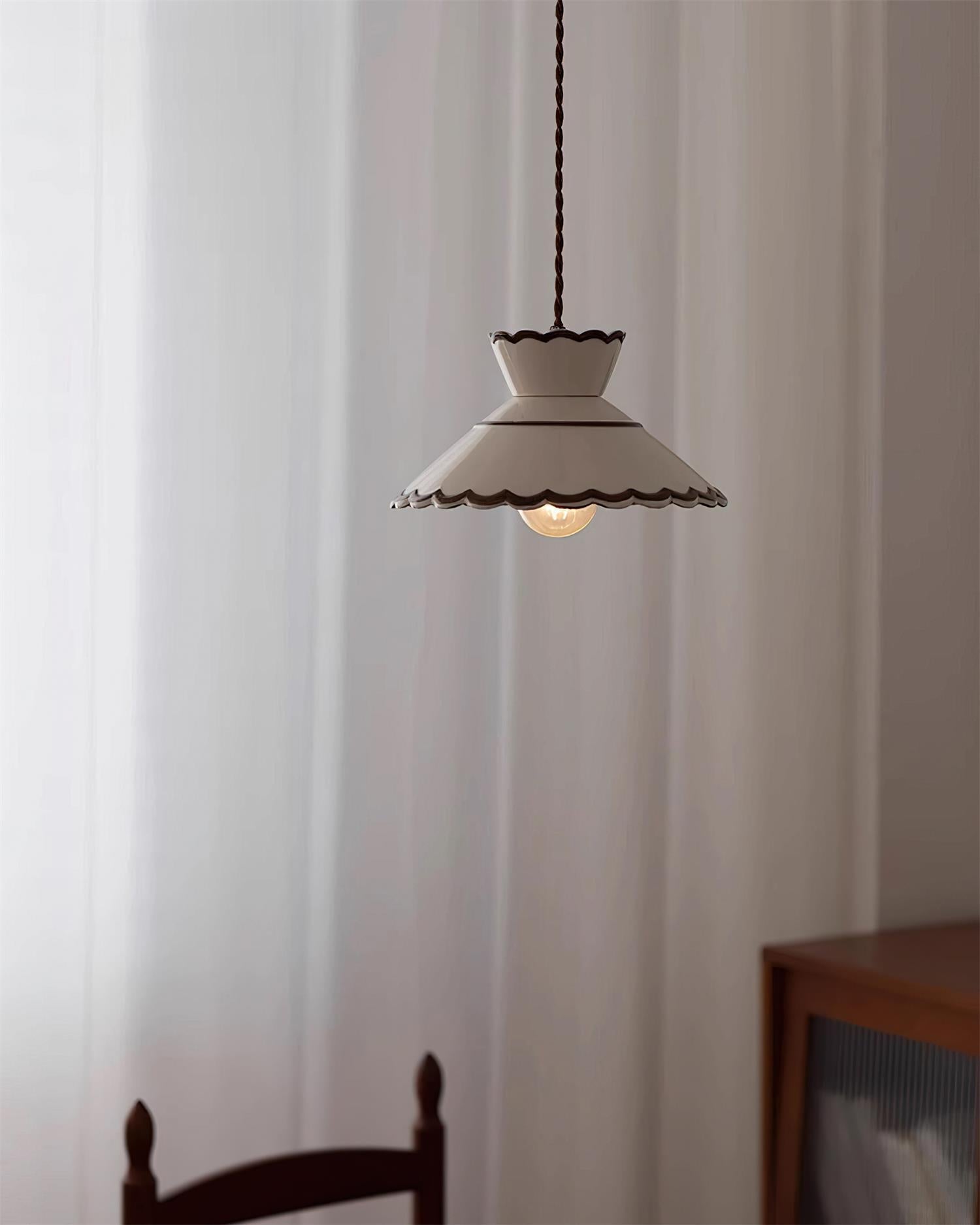 Vintage Pendelleuchte Larerelle