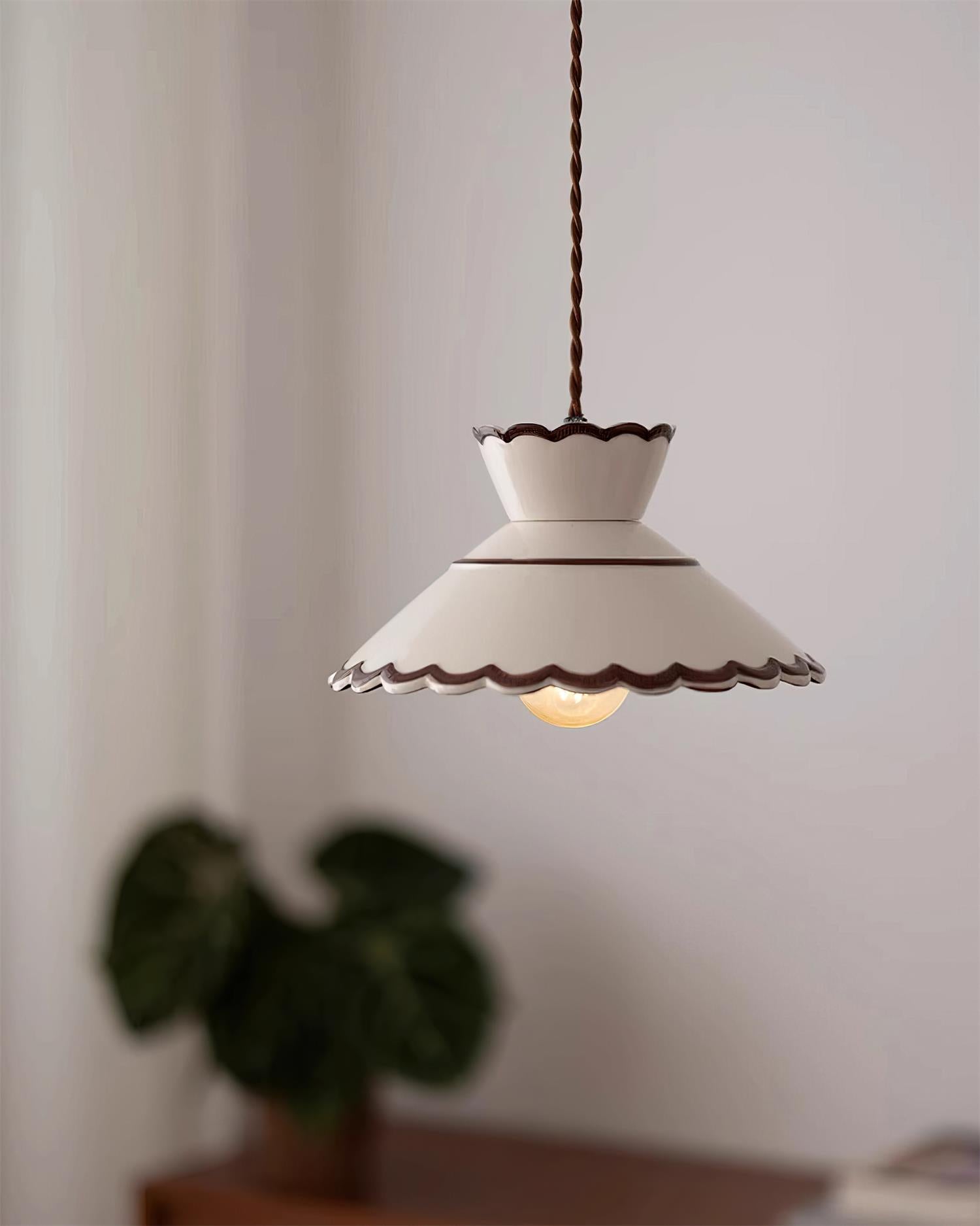 Vintage Pendelleuchte Larerelle