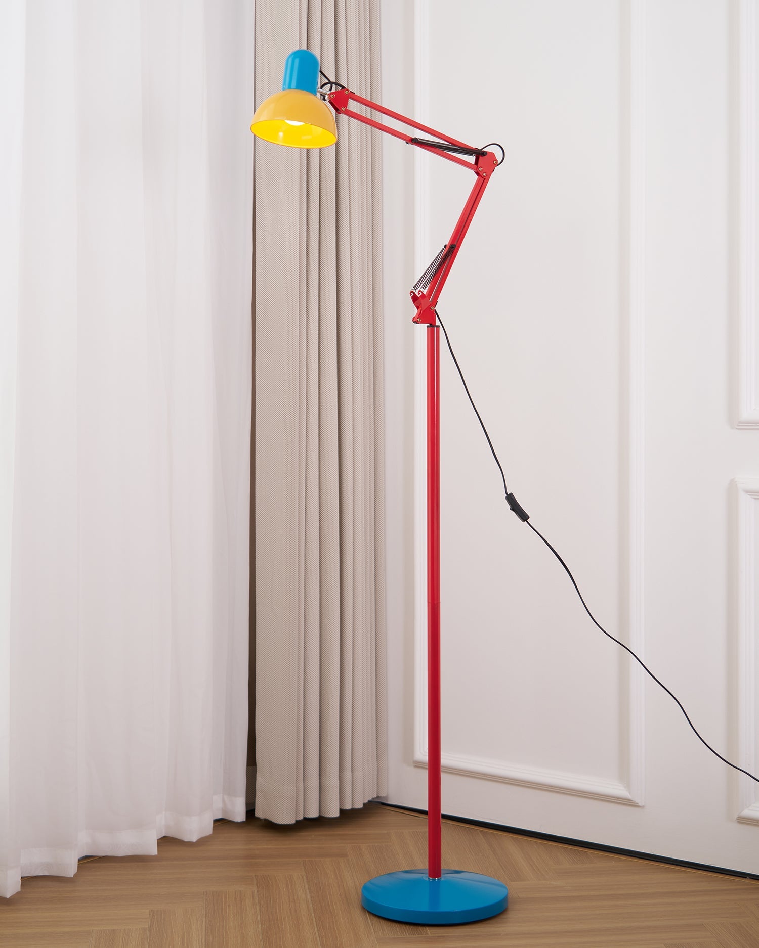 Moderne Stehleuchte Zorreel