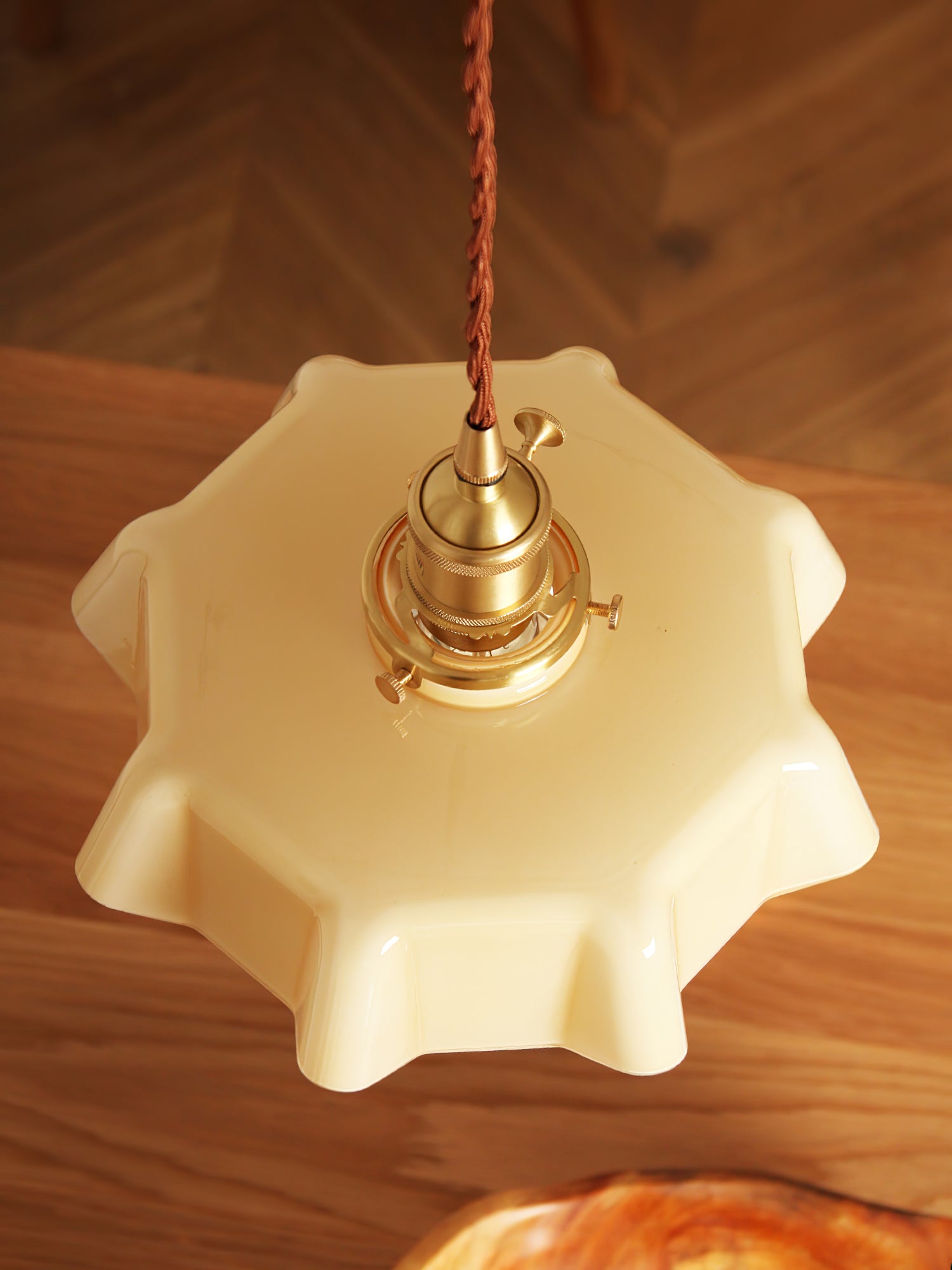 Vintage Pendelleuchte Serer