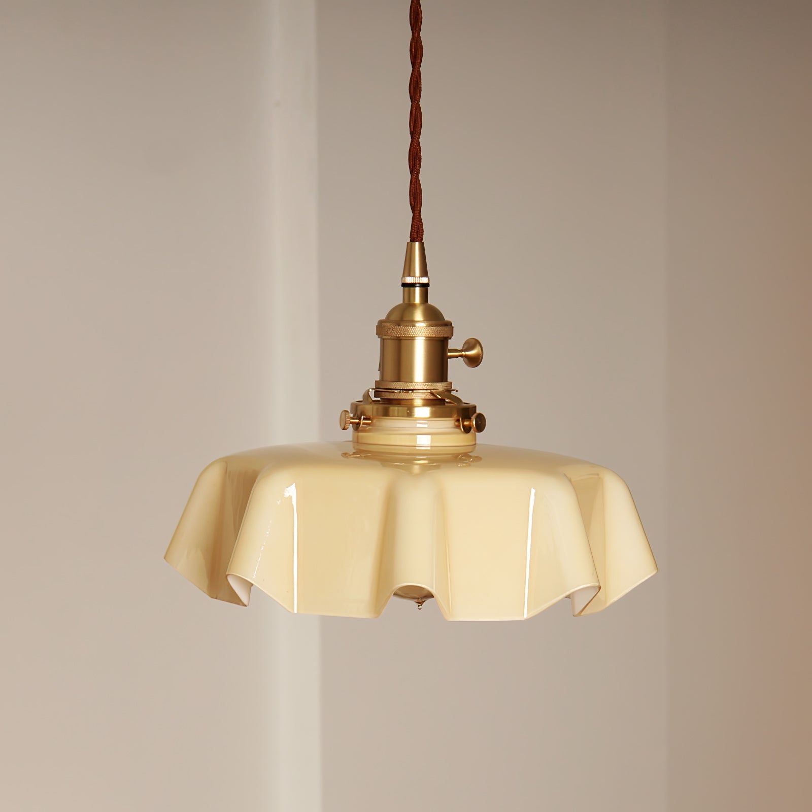 Vintage Pendelleuchte Serer