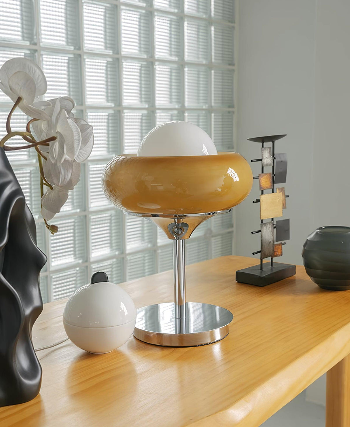 Retrovia Table Lamp – detail 18