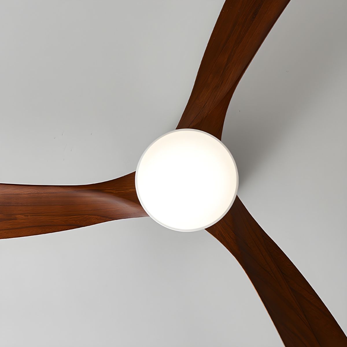 Moderner Deckenventilator Viovin