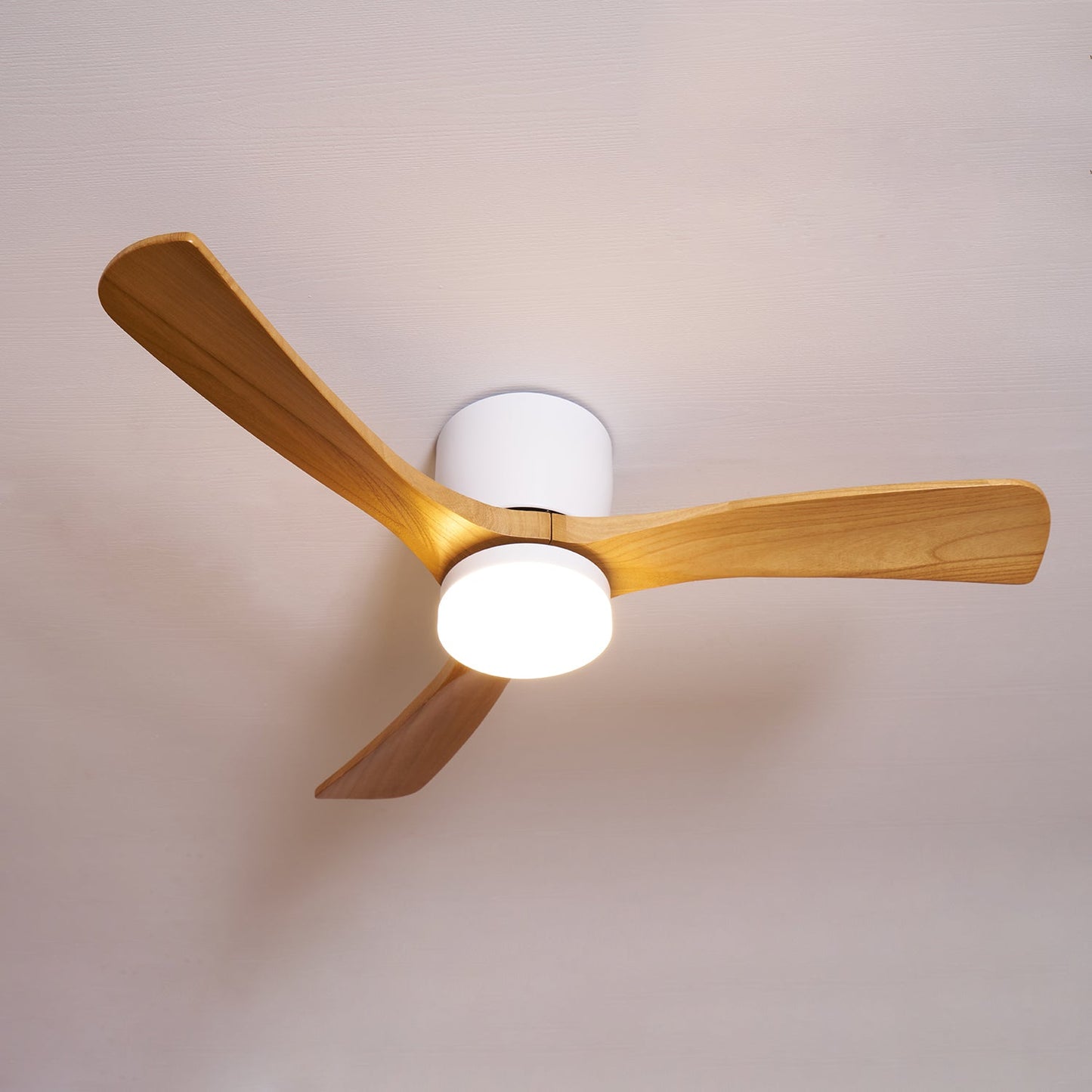 Moderner Deckenventilator Viovin