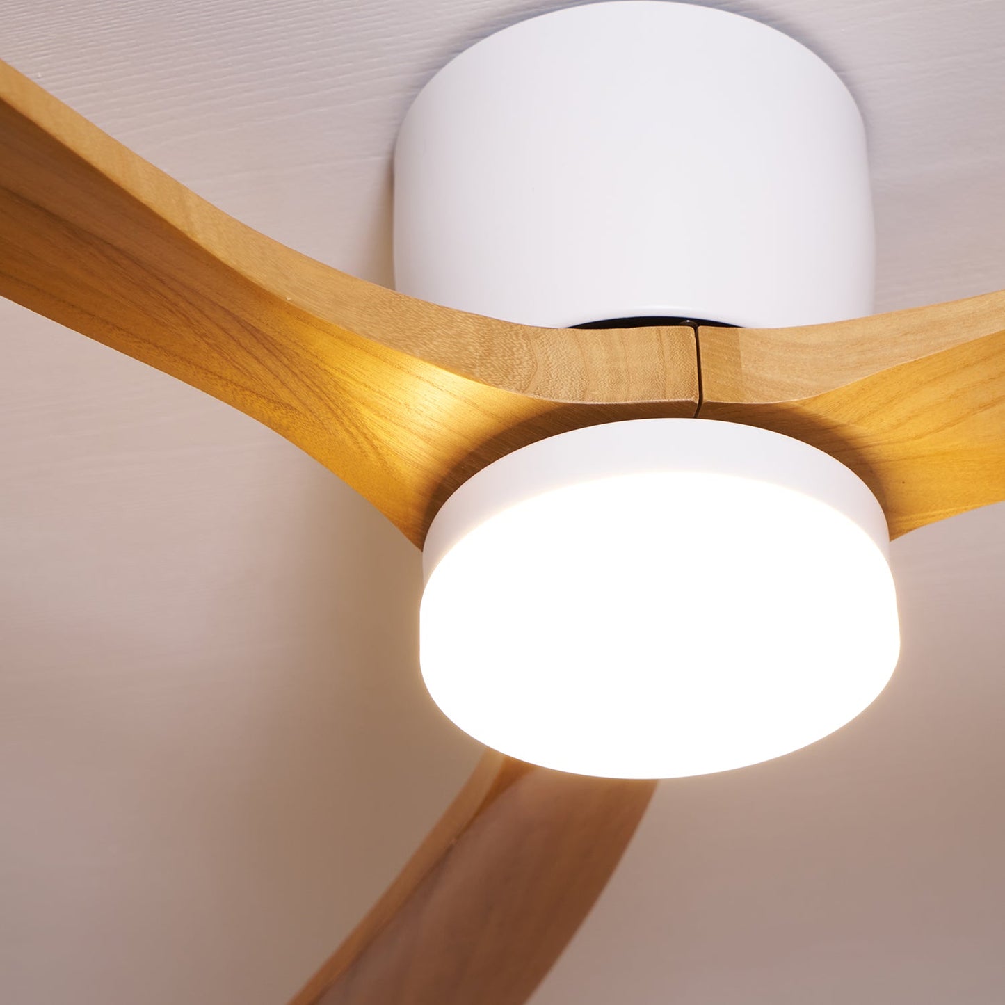 Moderner Deckenventilator Viovin