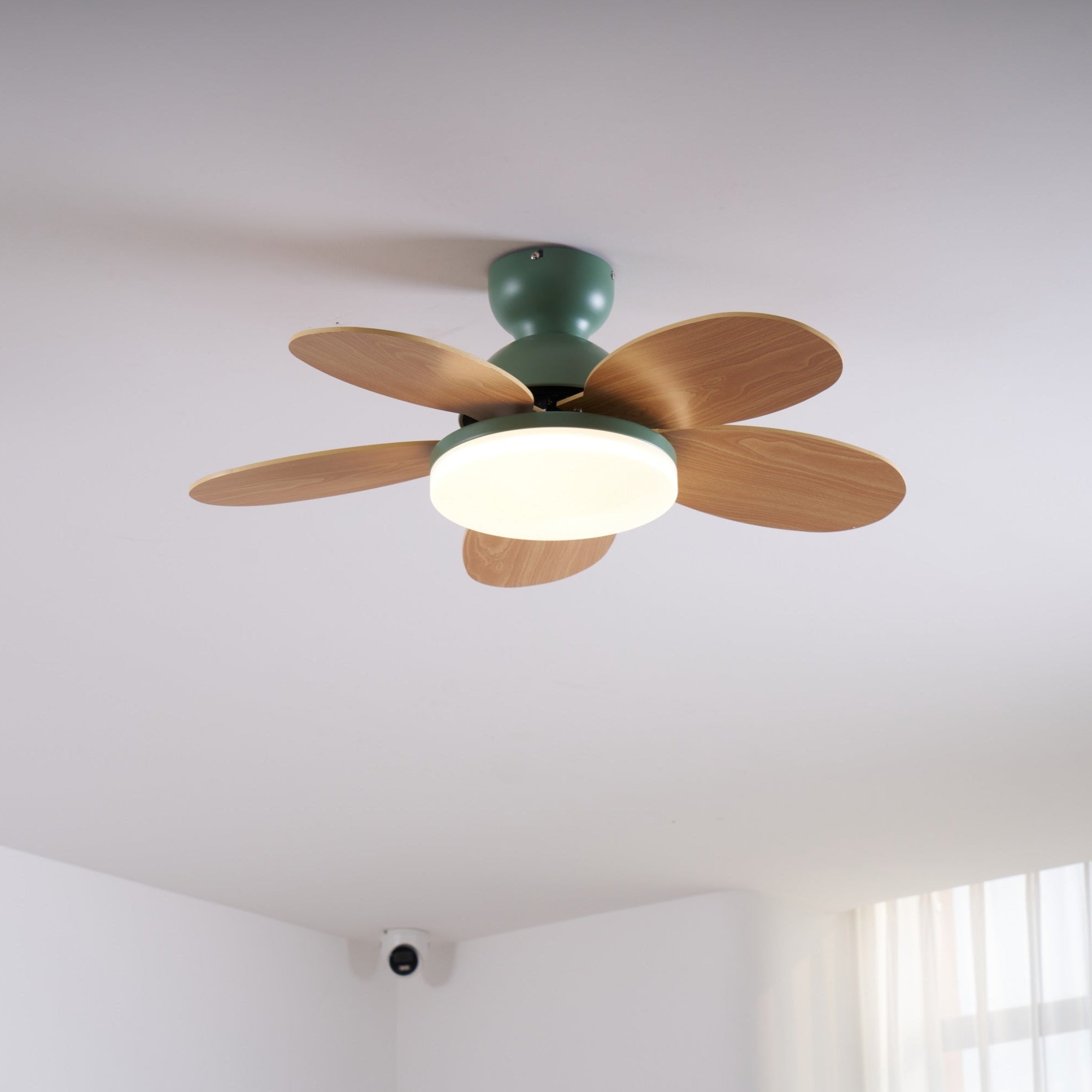 Moderne Deckenventilatorleuchte Lareo