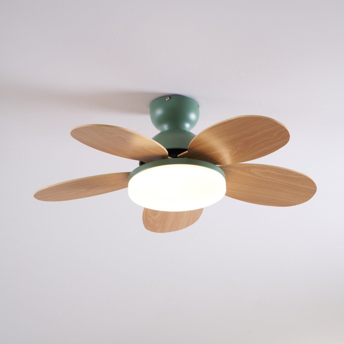 Moderne Deckenventilatorleuchte Lareo