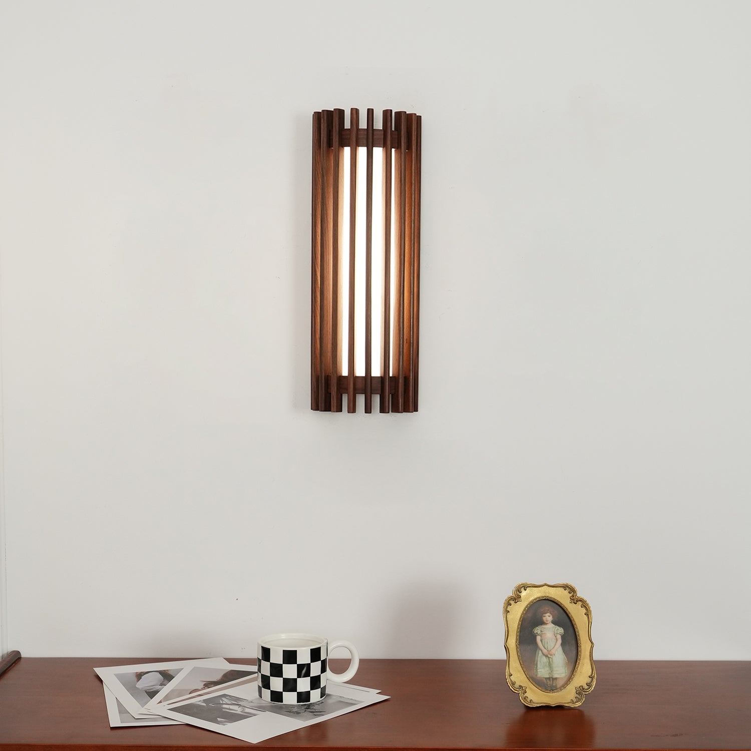 Moderne Wandleuchte Velesi
