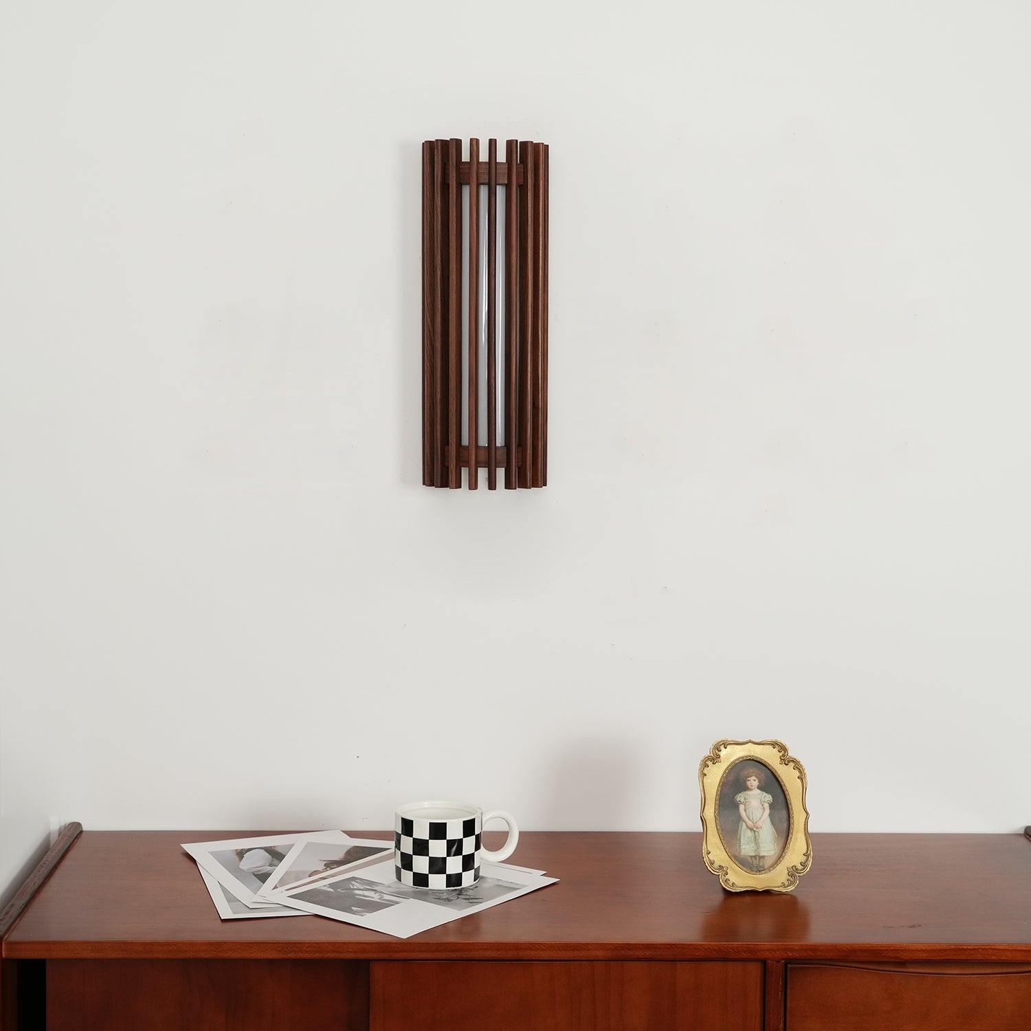Moderne Wandleuchte Velesi