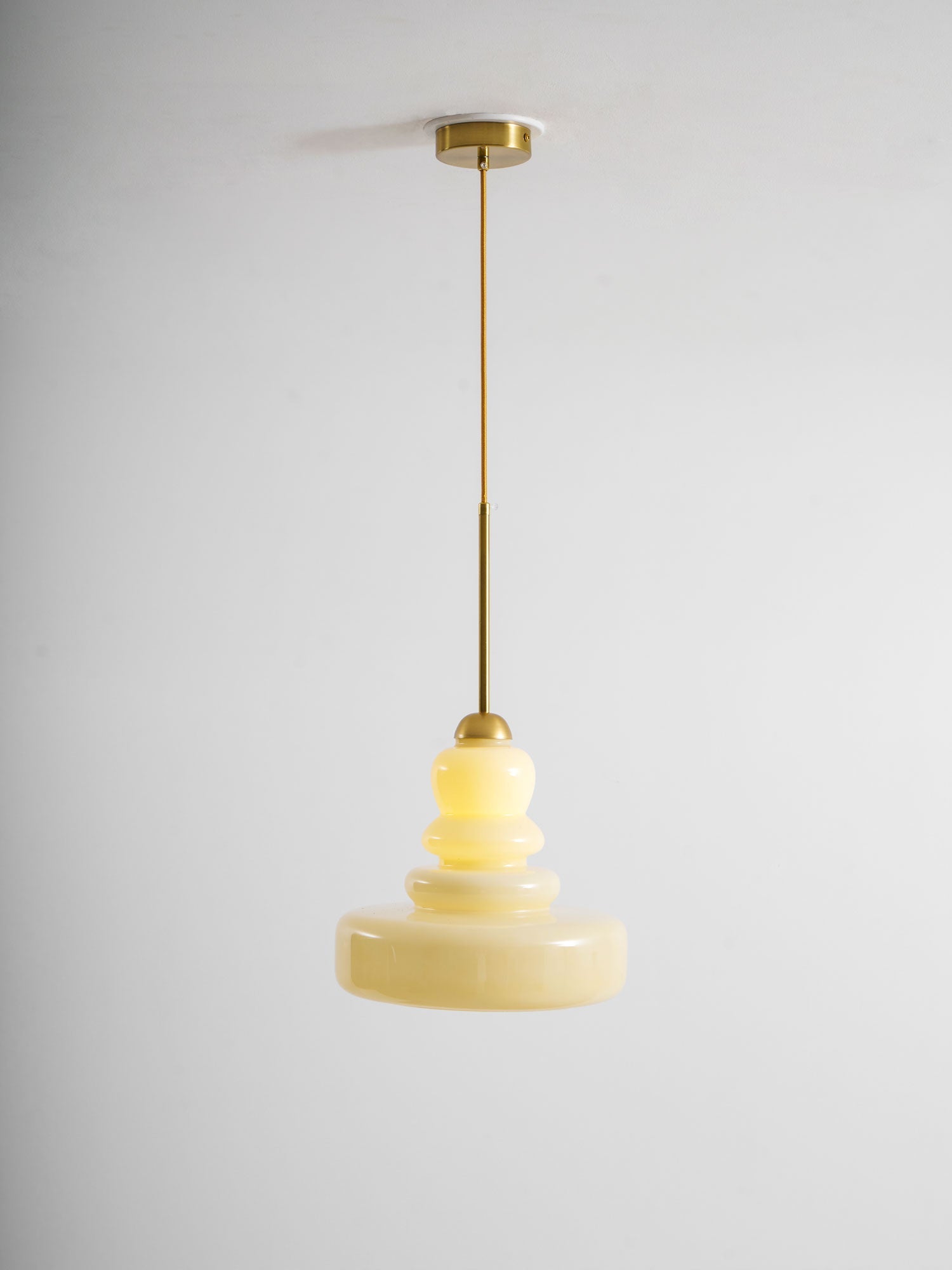 Vintage Pendelleuchte Carene