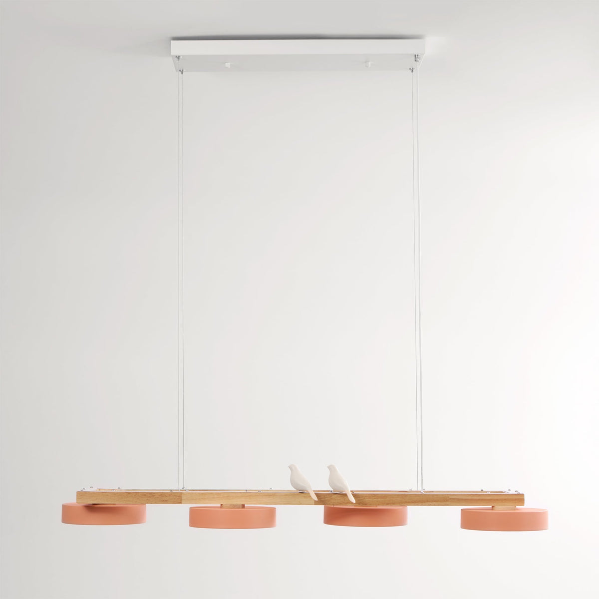 Linearer Kronleuchter Olievo